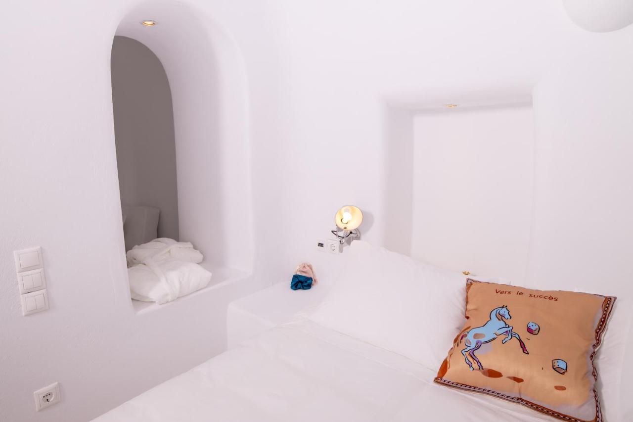 Aristos Life Luxury Cave Villas Oía Exteriör bild