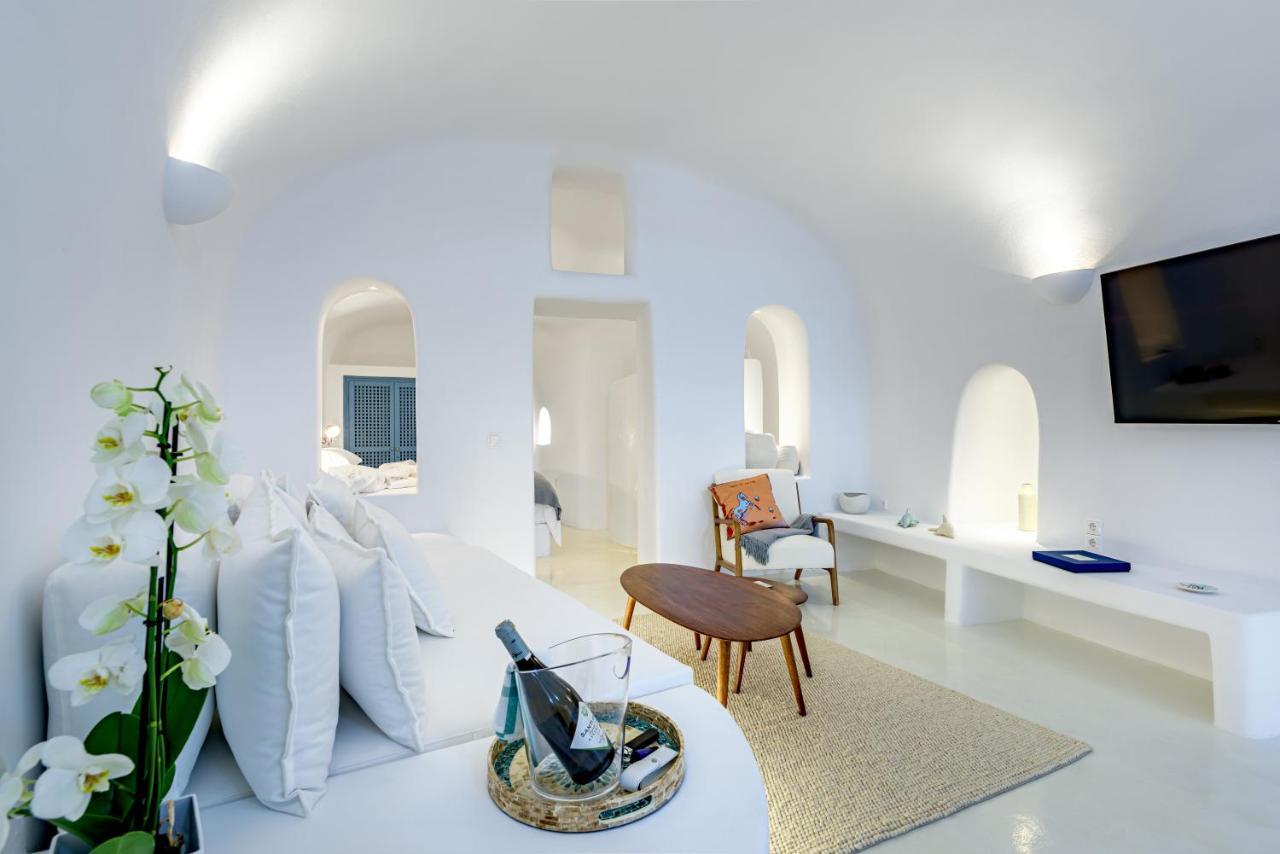 Aristos Life Luxury Cave Villas Oía Exteriör bild