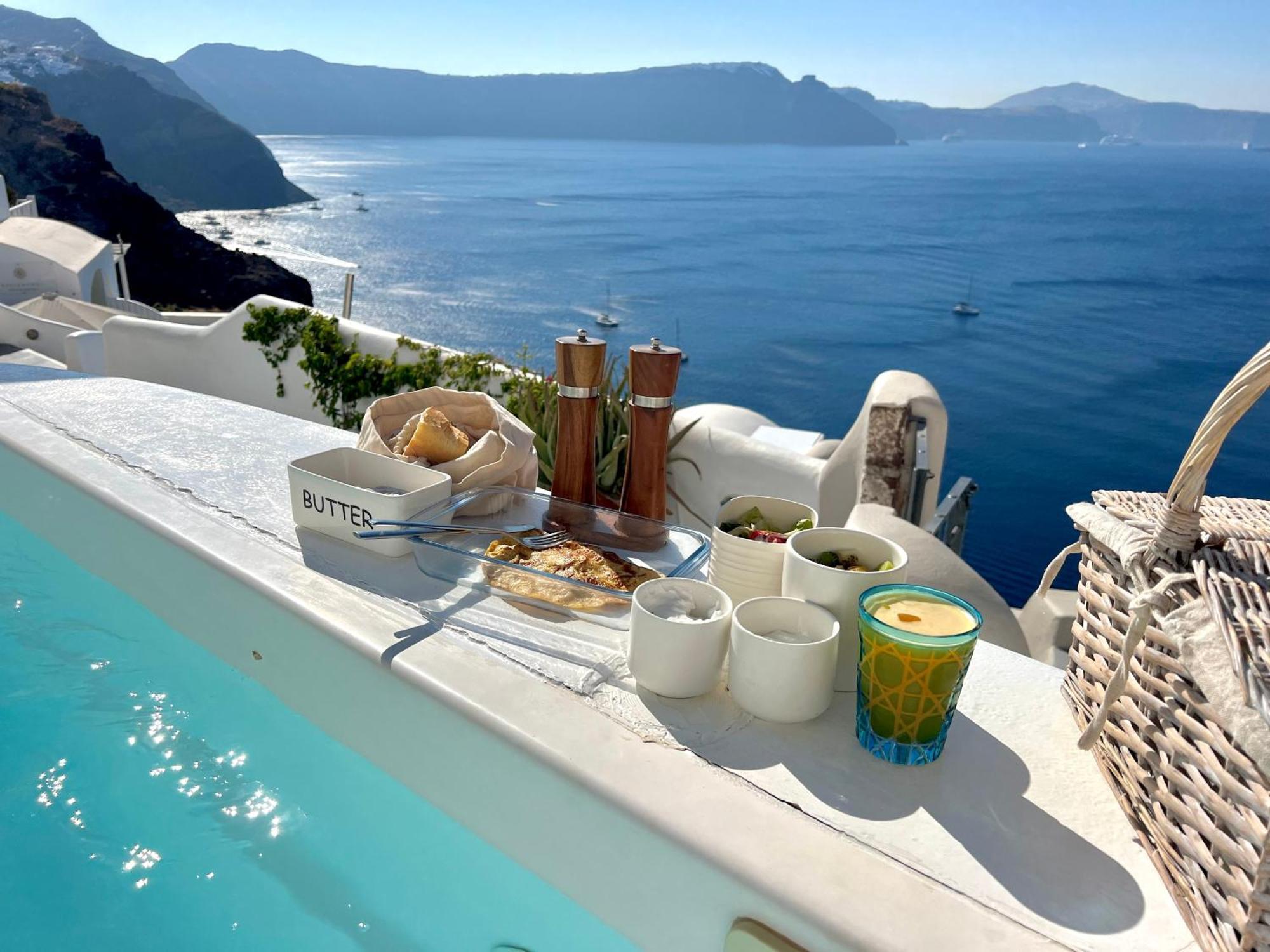Aristos Life Luxury Cave Villas Oía Exteriör bild